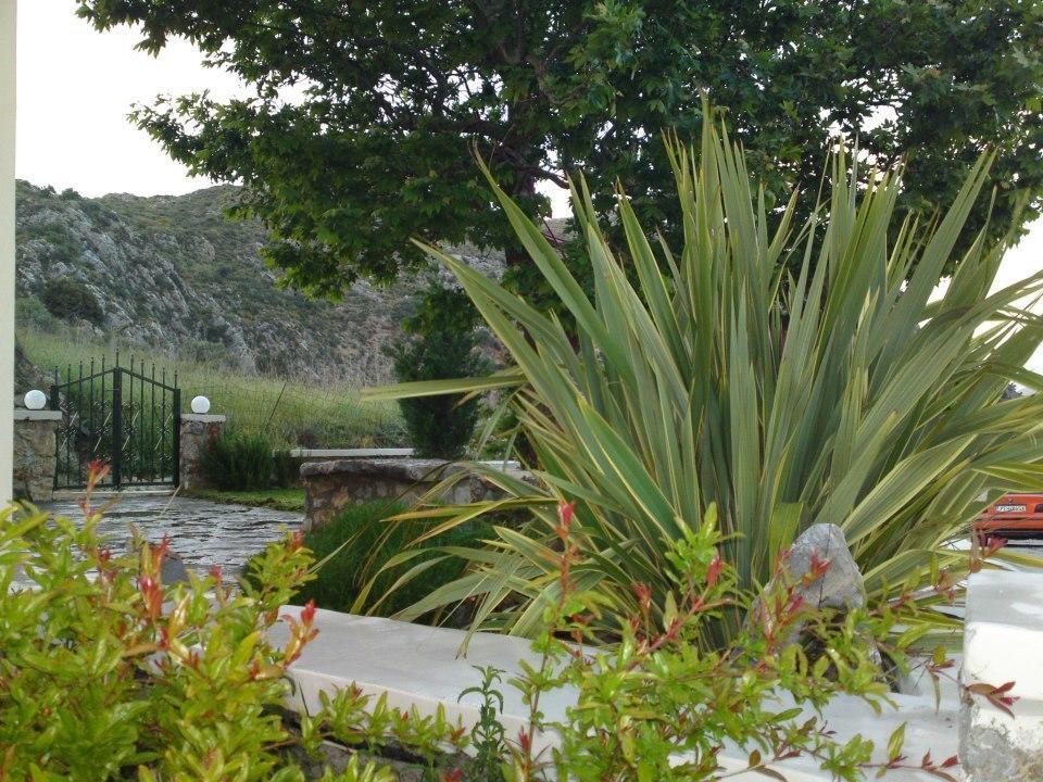 Elia Méronas Exterior foto